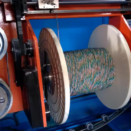 Что такое коммерческий автомобильный жгут проводов на автомобиле?